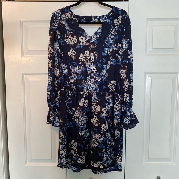 🌶️🌶️🌶️ Lila Rose Floral Dress - Picture 3 of 10